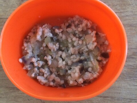 1歳2ヶ月 鶏となすのそぼろあん